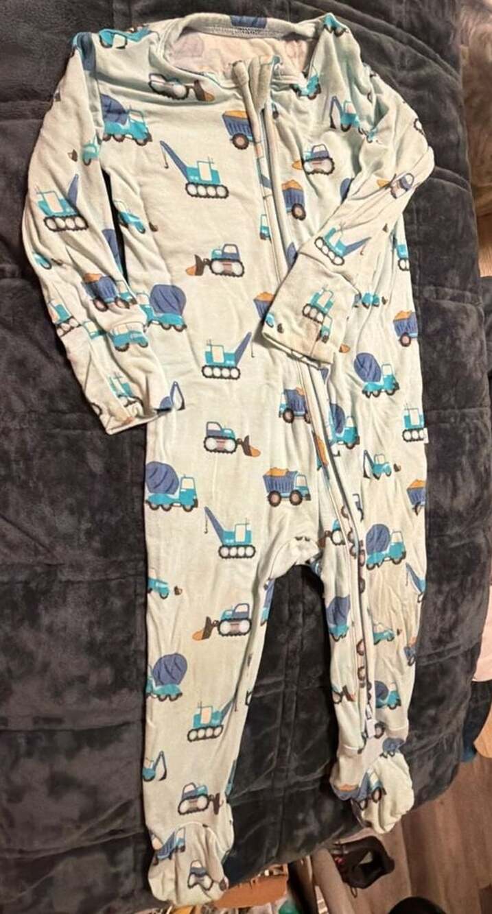 Posh Peanut Construction Vehicle Footed Sleep & Play Pajamas Size 6-9 Months